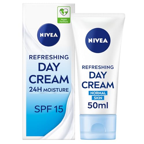 NIVEA Leichte feuchtigkeitsspendende Tagescreme, feuchtigkeitsspendende Gesichtscreme mit Vitamin E, Hautpflege-Essentials, intensive Feuchtigkeitscreme, 50 ml