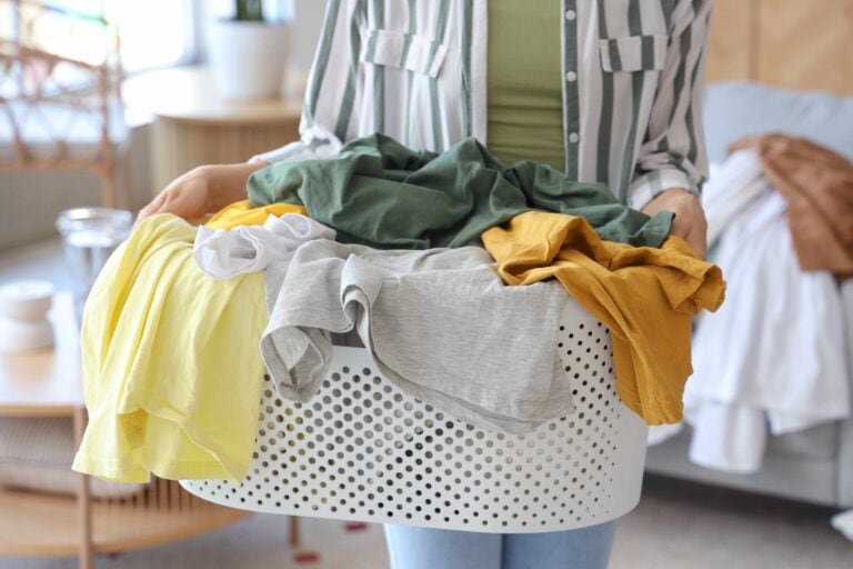 Colorwaschmittel im Test: Persil Color Megaperls ist Testsieger bei Stiftung Warentest