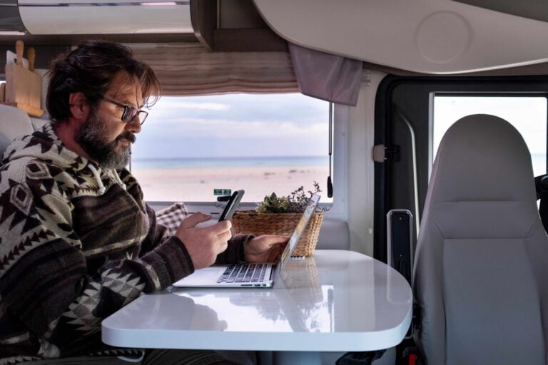 Mobilfunkrouter im Test 2026: Die besten Modelle für zu Hause und unterwegs