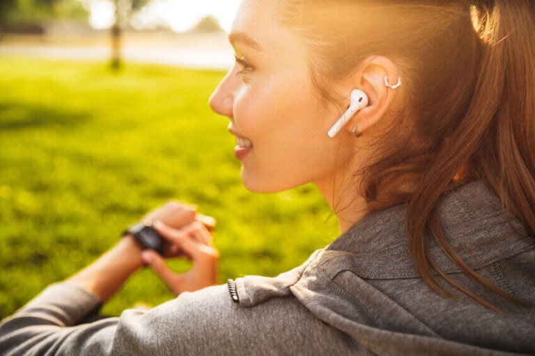 17 neue In-Ear-Kopfhörer im Test der Stiftung Warentest: Testsieger sind die Apple Air Pods Pro